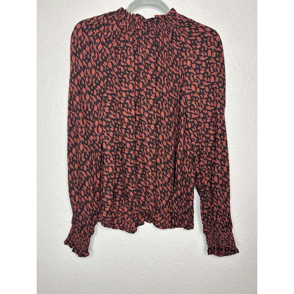 Garnet Hill Red Black Mock Neck Animal Print Long Sleeve Blouse Size Medium - Picture 3 of 11